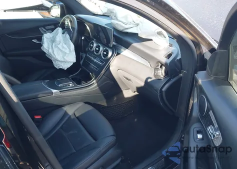 2020 Mercedes-Benz Glc 300 Coupe 4Matic z USA, uszkodzony, nr VIN W1N0J8EB1LF769901